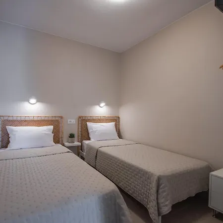 Ammoudara Hill Luxury With Jacuzzi And Heated Pool Apartment