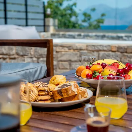 Ammoudara Hill Luxury With Jacuzzi And Heated Pool Apartment